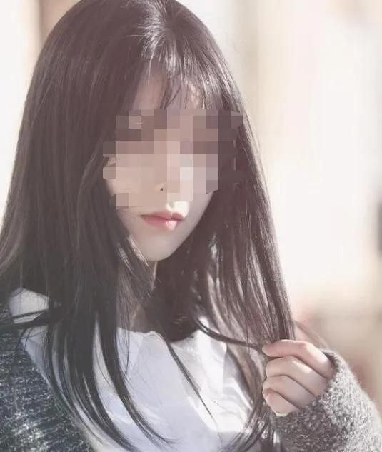 为了儿子入学，妈妈陪校长睡觉觉