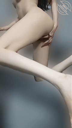 【当酒店前台的女友】夜班偷偷自慰